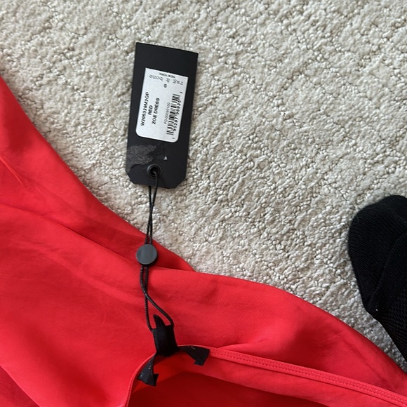 NEW WITH TAGS, SMALL, rag&bone, silky material, excellent condition. No flaws - Picture 4 of 11